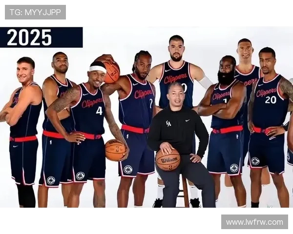 NBA新赛季风云再起巨星交易伤病复出争冠格局生变联盟动向引热议