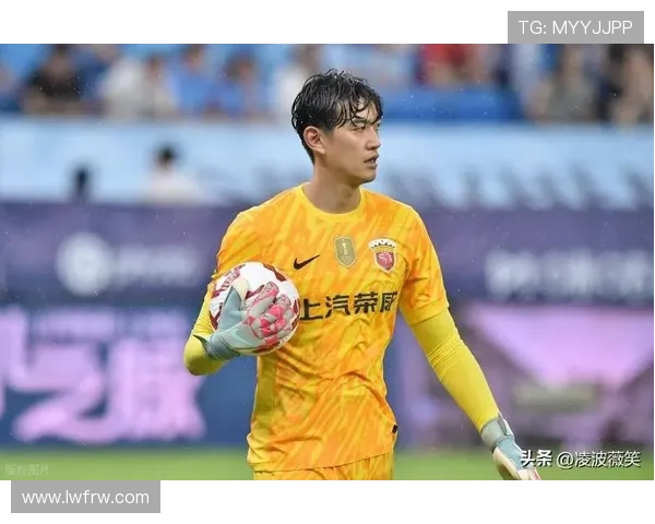 国足新帅首秀告捷中超新星爆发引发全国球迷热议备战世预赛