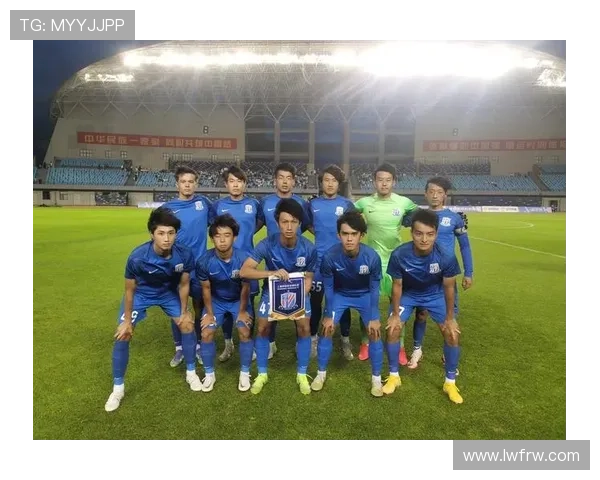 新赛季足球焦点对决引爆联赛格局强队博弈全面升级战术与青训成效受关注